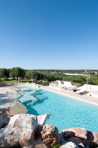 Trulli Ostuni with private pool gallery image 2