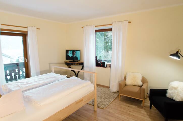 Romantisches Landhaus In Den Alpen Boutique Hotels For Rent In Trins Tirol Austria