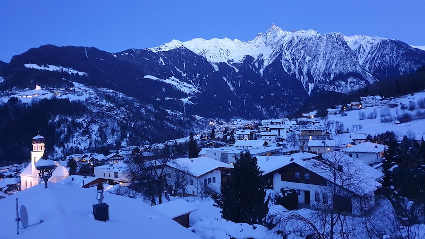 Entire home with 2 bedrooms in Seefeld & Ehrwald - Mountain Living Ötztal : wunderschöne Lage, neu!