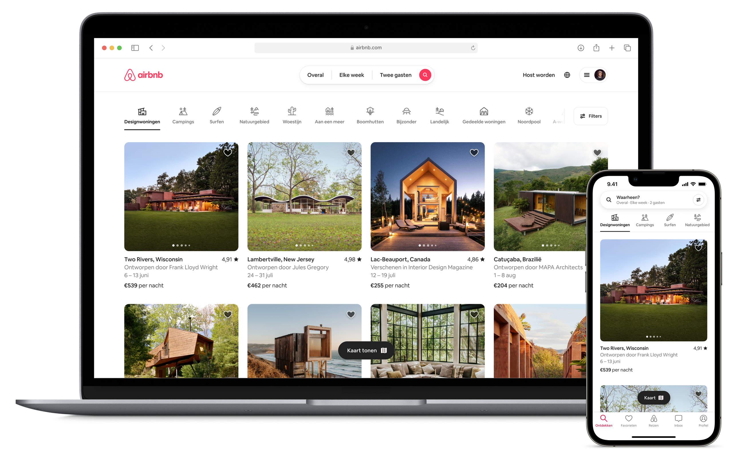 Een open laptop en een mobiele telefoon met de nieuwe startpagina van Airbnb waarop advertentiefoto's uit de Airbnb-categorie designwoningen staan. Een rij pictogrammen bovenaan de pagina met de verschillende categorieën voor gasten.
