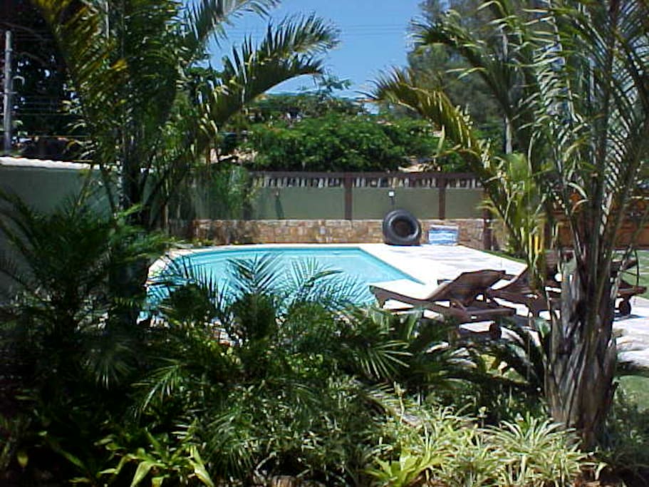 Jardim. Vista piscina