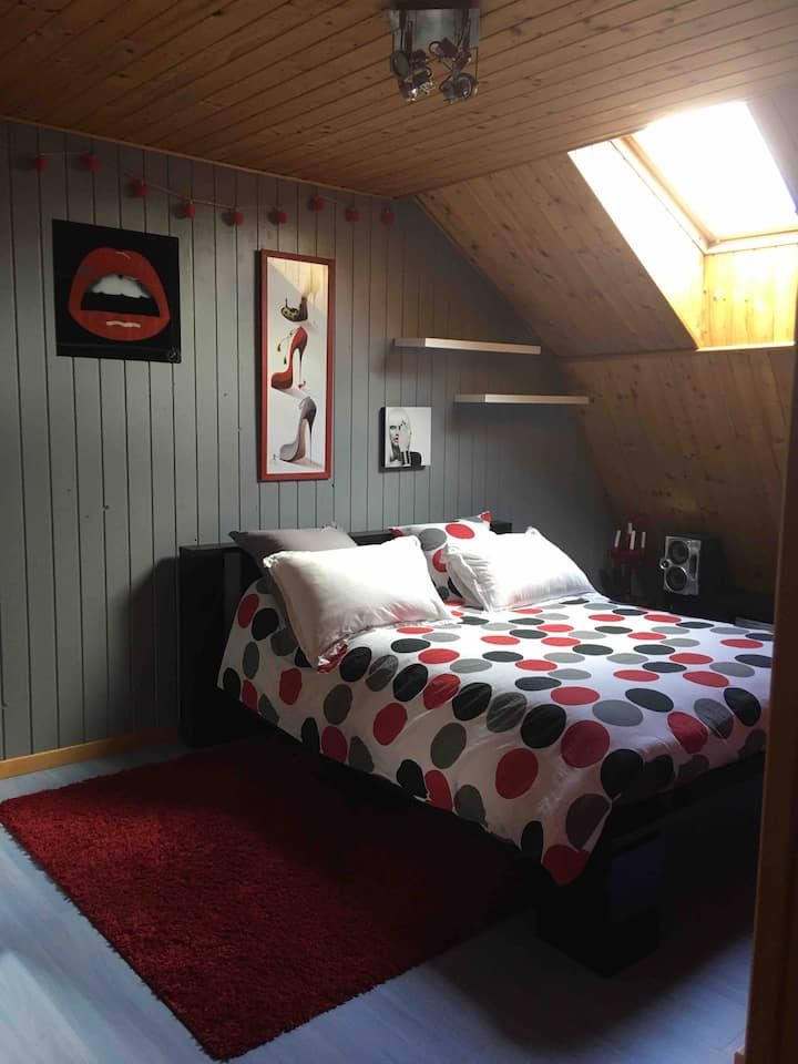 Chumba cha kulala 2 na kitanda-140 * 190 sentimita