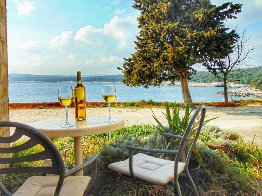 Who wants to drink wine while enjoying the view?