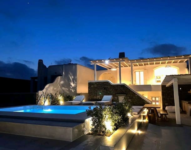 Luxury Sea view Villa Teodora! Private pool 3 BDR!