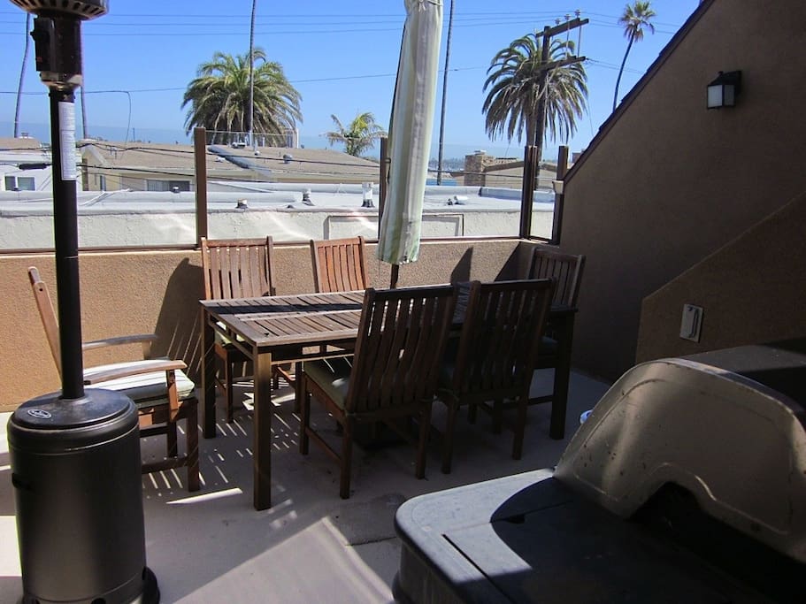 This is an outside dining area off the main living room