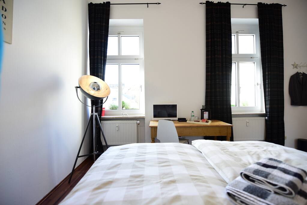 große Zimmer