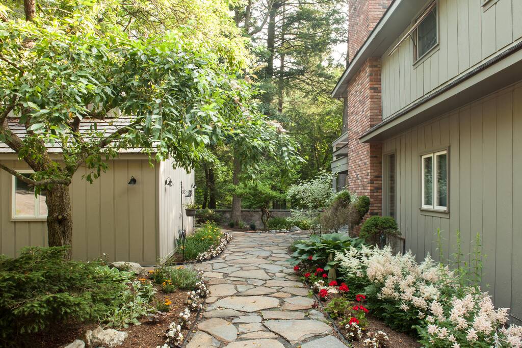 pathway to the suite