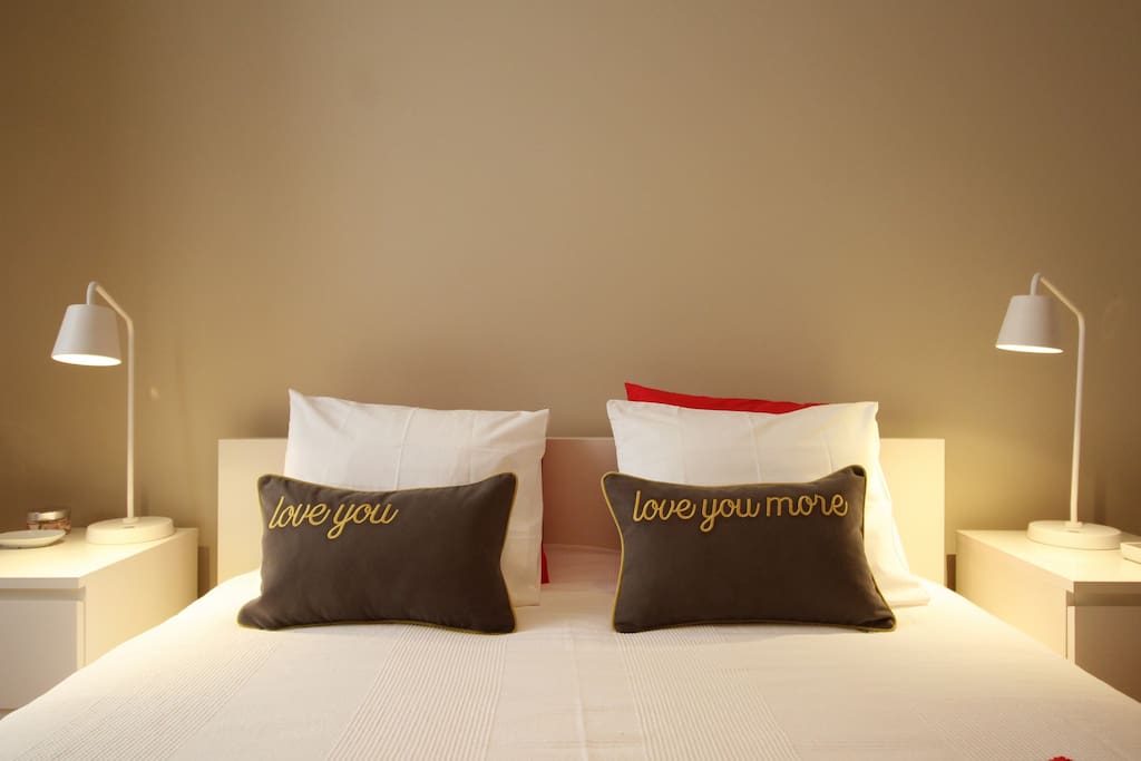 LOVE YOU/ LOVE YOU MORE BEDROOM detail