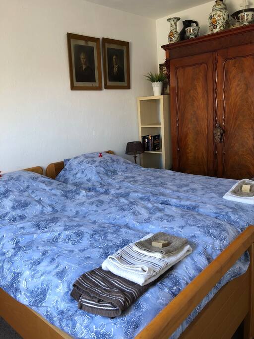 The Bedroom 2