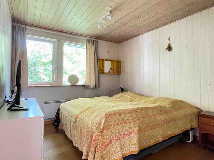 Otra habitación con cama matrimonial