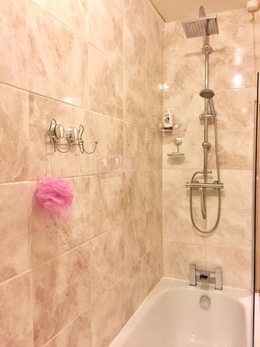 Shower/bath