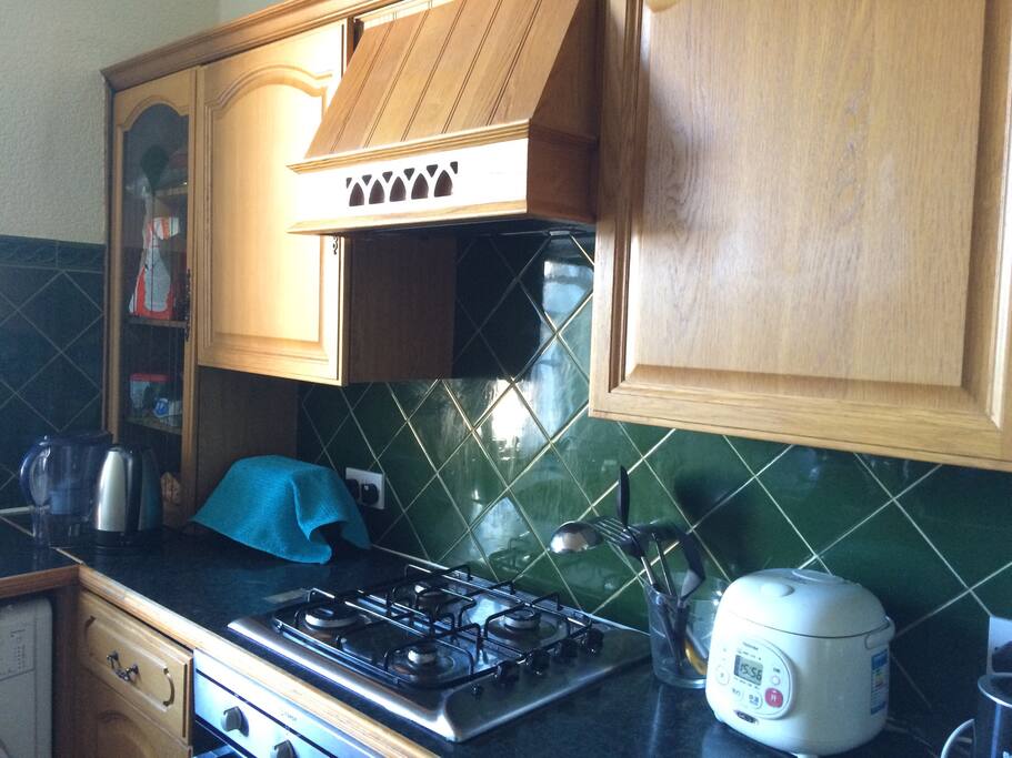 sharing kitchen