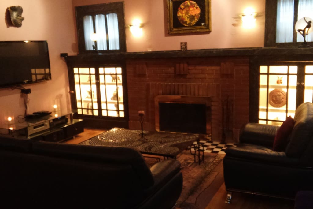 Living room. Exclusive use.