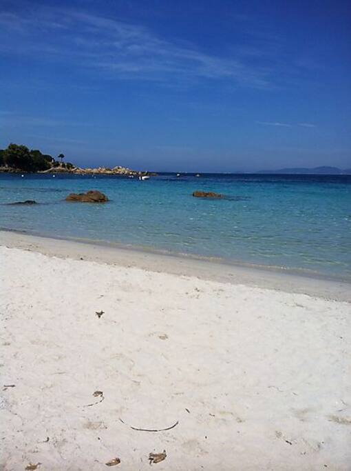 la plage à 80 m de la maison