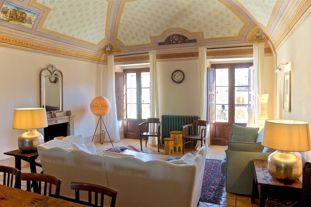 Salone