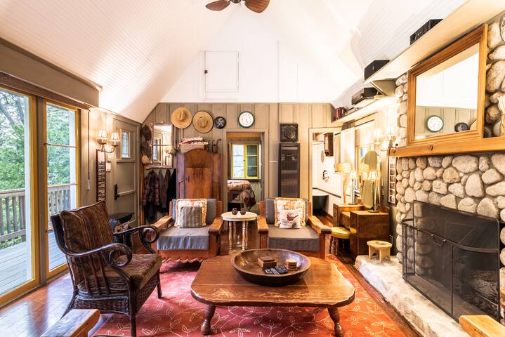 Tiny House Lake Arrowhead - Walk to the Village!