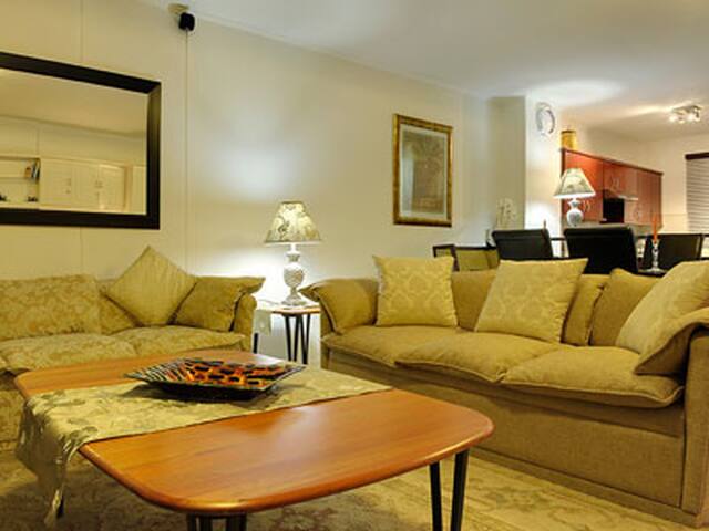 Century City , Island Club, Majorca gallery image 3