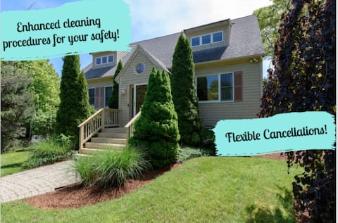 Luxury House 0.25 mi from Craigville Beach