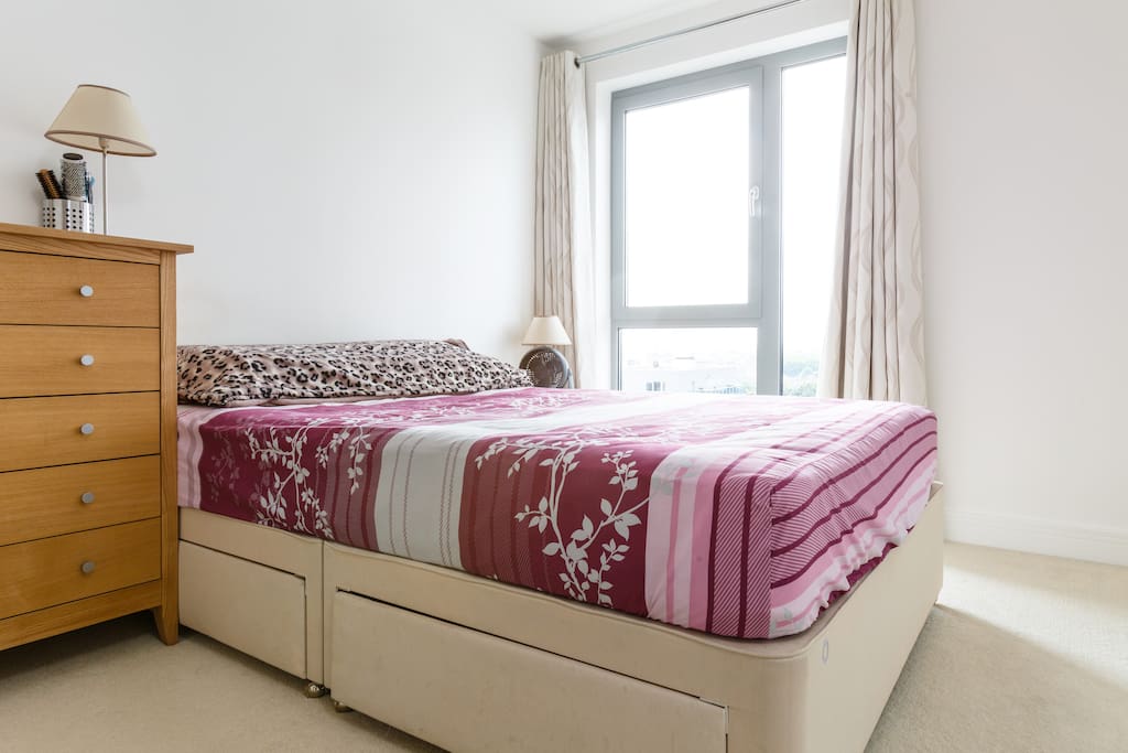 Master bedoom with double bed and ensuite