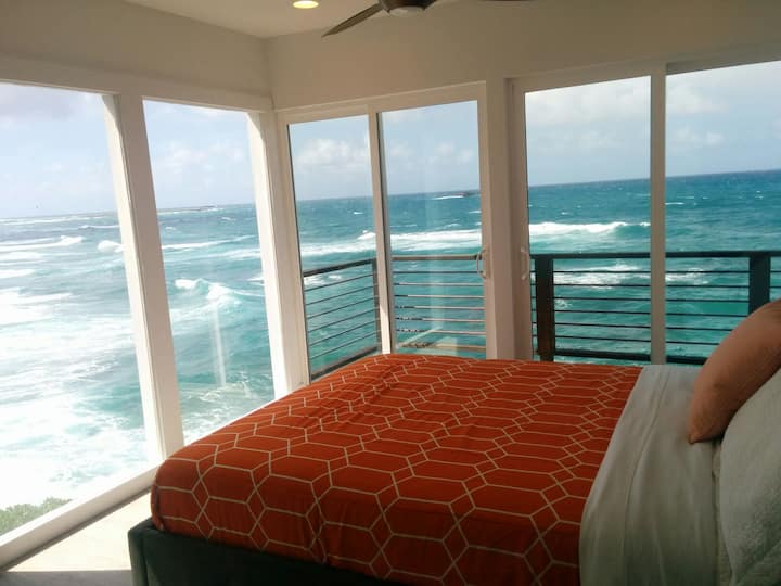 Sea Cliff House - Oceanfront - 30 Day Stays