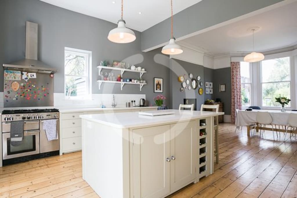 Luxury Large Kitchen and Diner