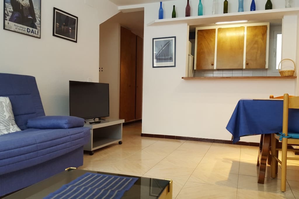 SALA D ´ESTAR TV 32 PULSADES