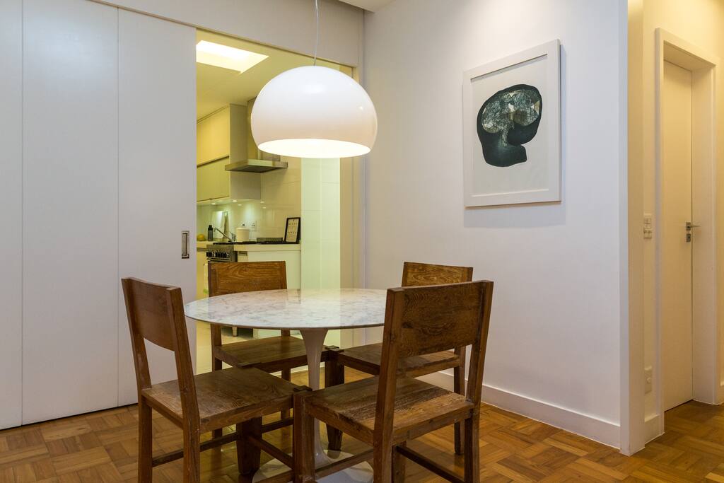 sala de estar/mesa de jantar (living room/dinning table)