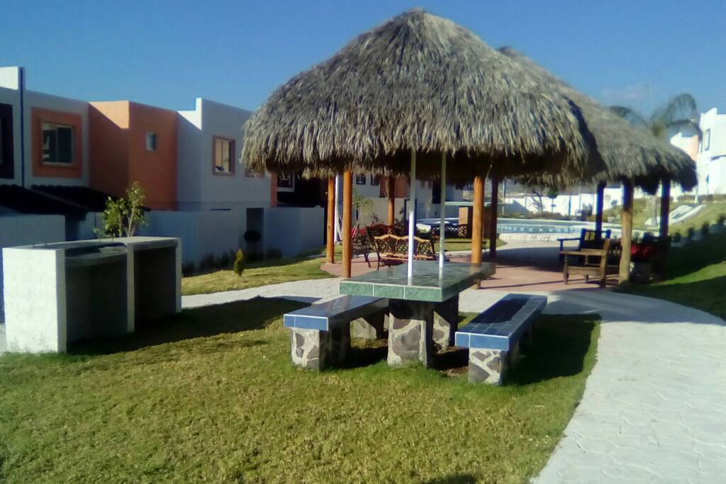 Palapa Comedor y Parrilla para Azar