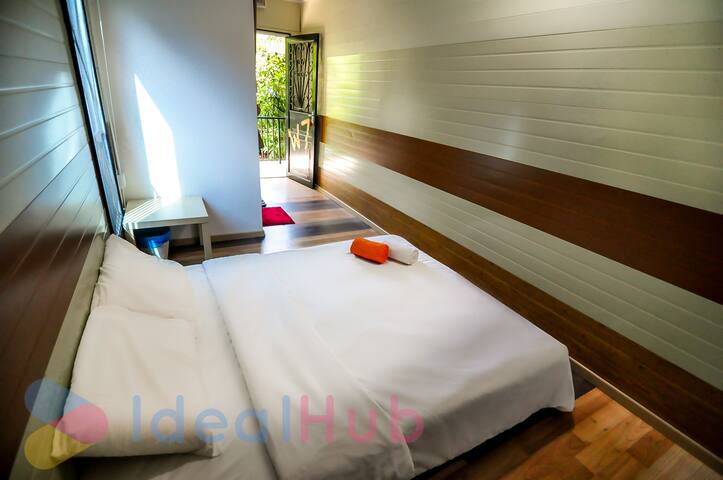 Container designed room @ Sungai Klah by IdealHub