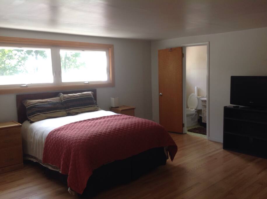 Master bed with ensuite