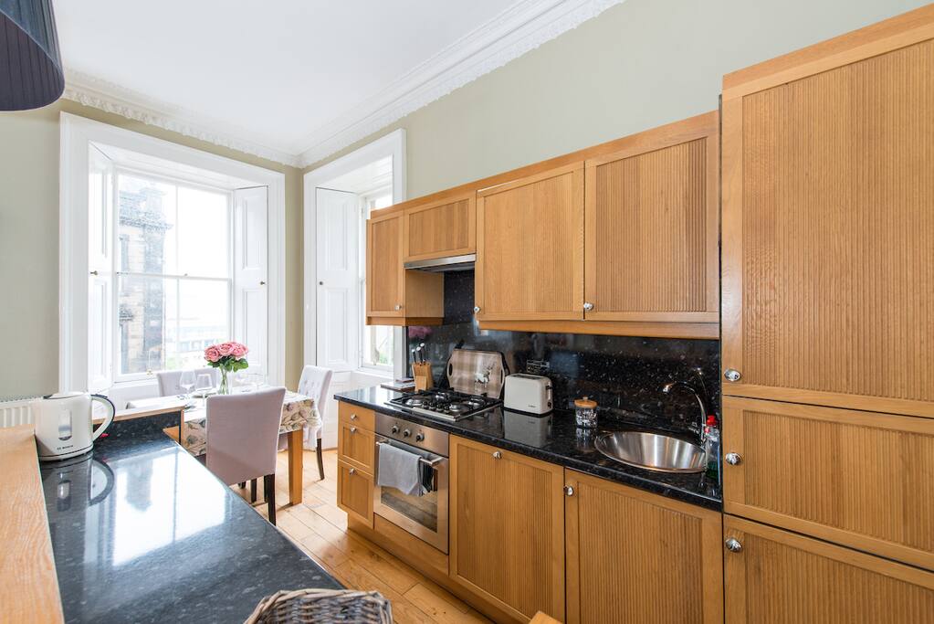 Fully equipped kitchen with everything you need