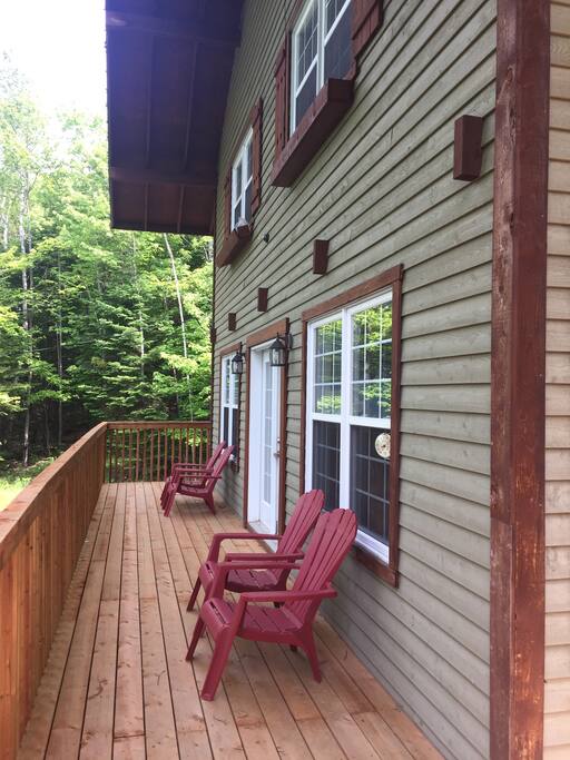 Panoramic views of mountains to enjoy