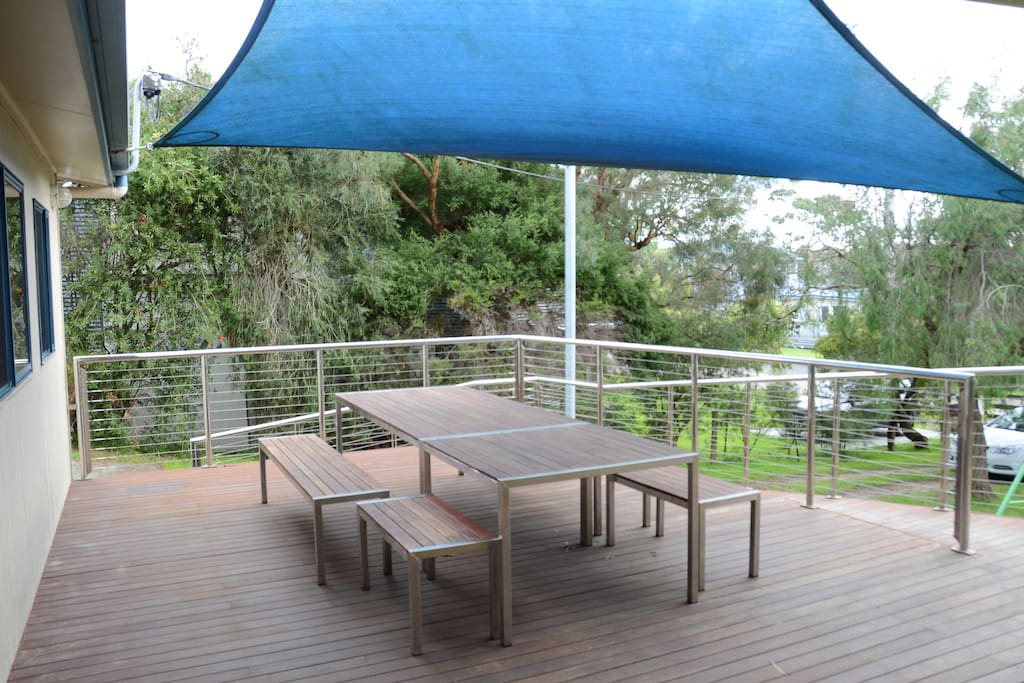 Large Outdoor deck with two shade sails and BBQ Assa2zzZSsaA
SaaaaaaaaaaaeeñJennvyingvz