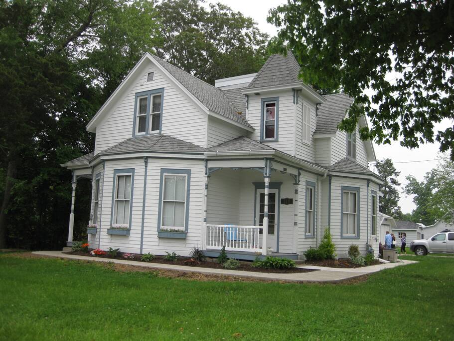 nauvoo singles Lds st louis area mid singles meet at the lds visitors center at 9am july 14th to get your scavenger lists then tour historic nauvoo district in search of your. nauvoo singles Lds st louis area mid singles meet at the lds visitors center at 9am july 14th to get your scavenger lists then tour historic nauvoo district in search of your.