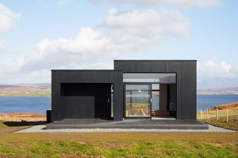 Black h, Isle of Skye