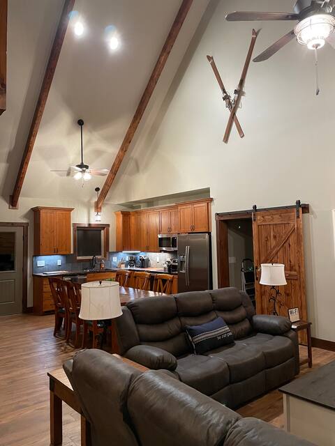 River Birch Lodge: Beautiful Craftsman Home
