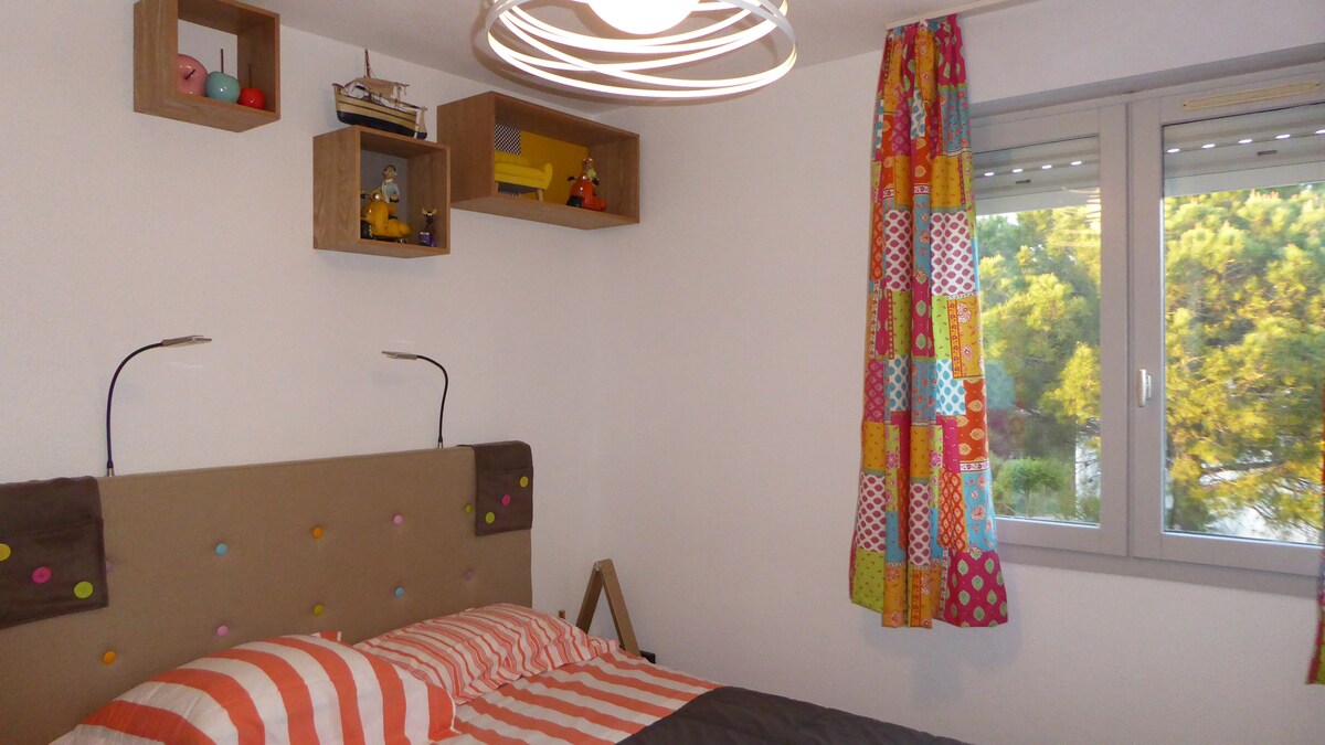 Паркомясто + килер