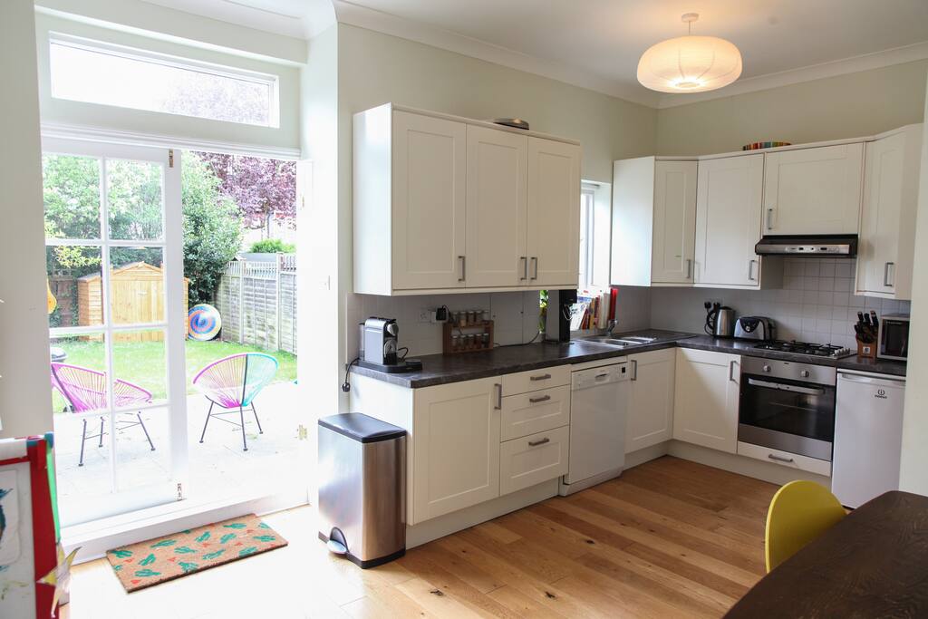 Kitchen to garden