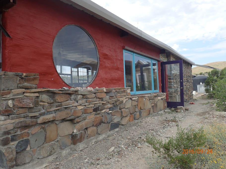 wagon wheel window