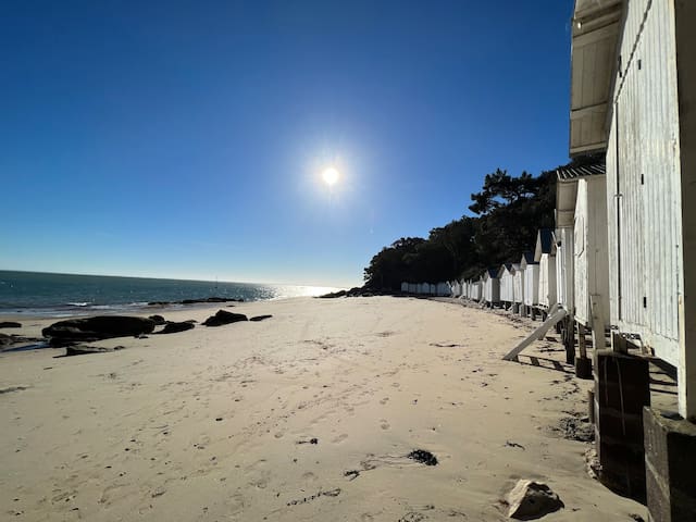 Fleur de Sel, 400 meters from the beach