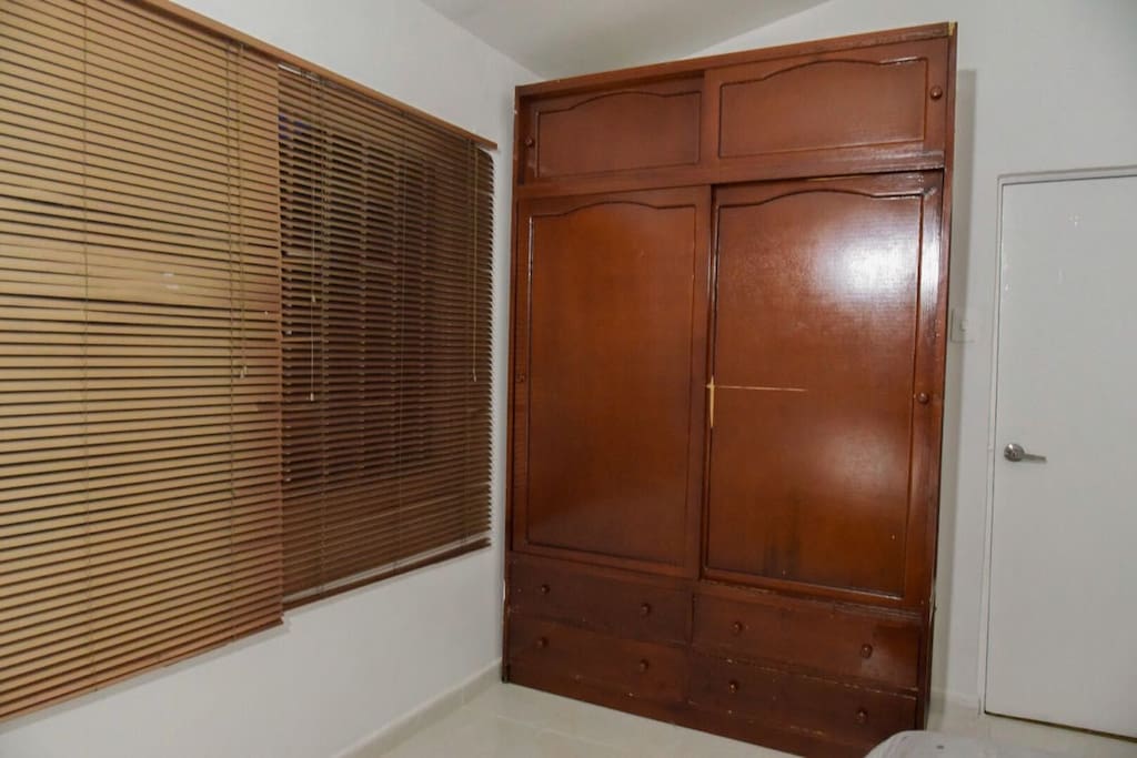 Habitación # 1. closet grande