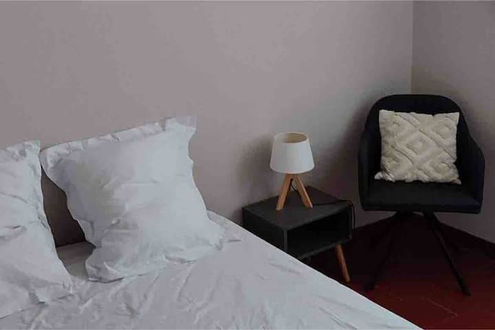 غرفة النوم 1