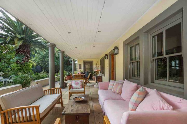 Country style home in Hout Bay with large garden