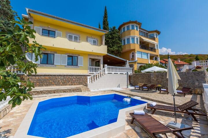 Ulli Travel managed Airbnb listing 2