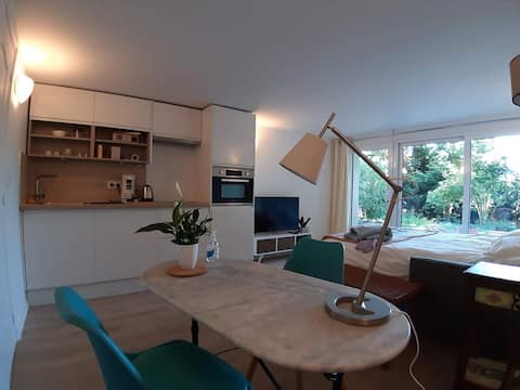 Studio near RER (Lozère) and École Polytechnique