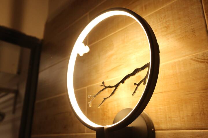 T2AB-4寝室,4小陽台,廟街夜市,佐敦站A出口4分鐘,廚房,即熱熱水器,行李寄存位置,自助入住 gallery image 2