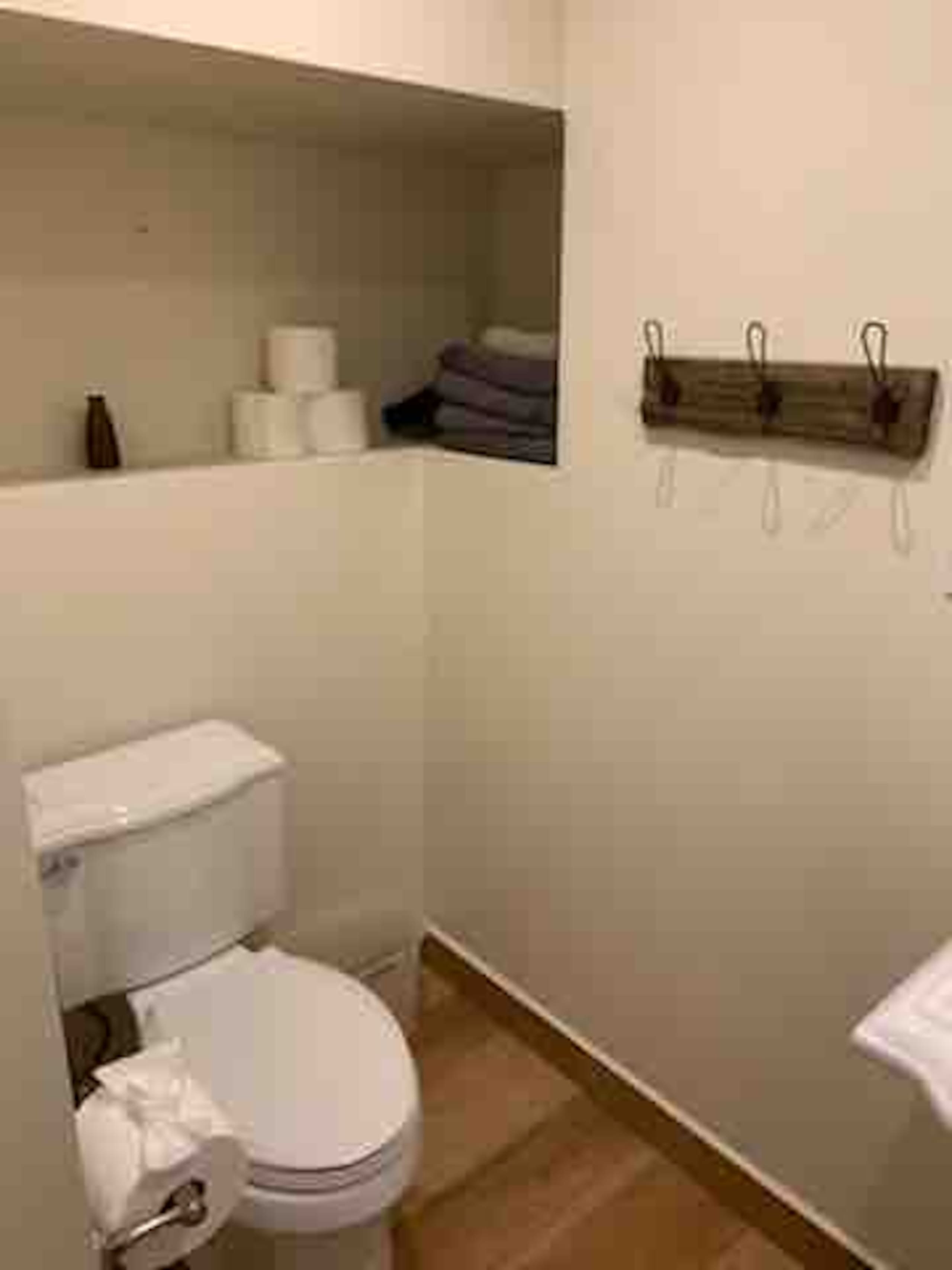 Home in San Francisco · ★4.85 · 1 bedroom · 4 beds · 1 bath - Image 61
