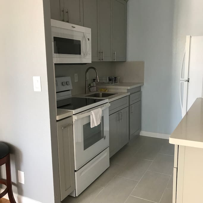 Full kitchen