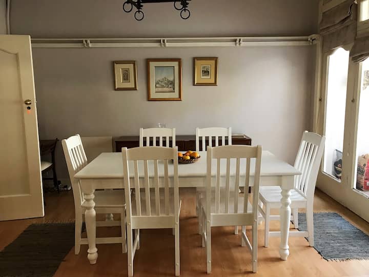 3 Bedroom Family Home, With Private Garden And Pool In Parkview - Johannesburg
