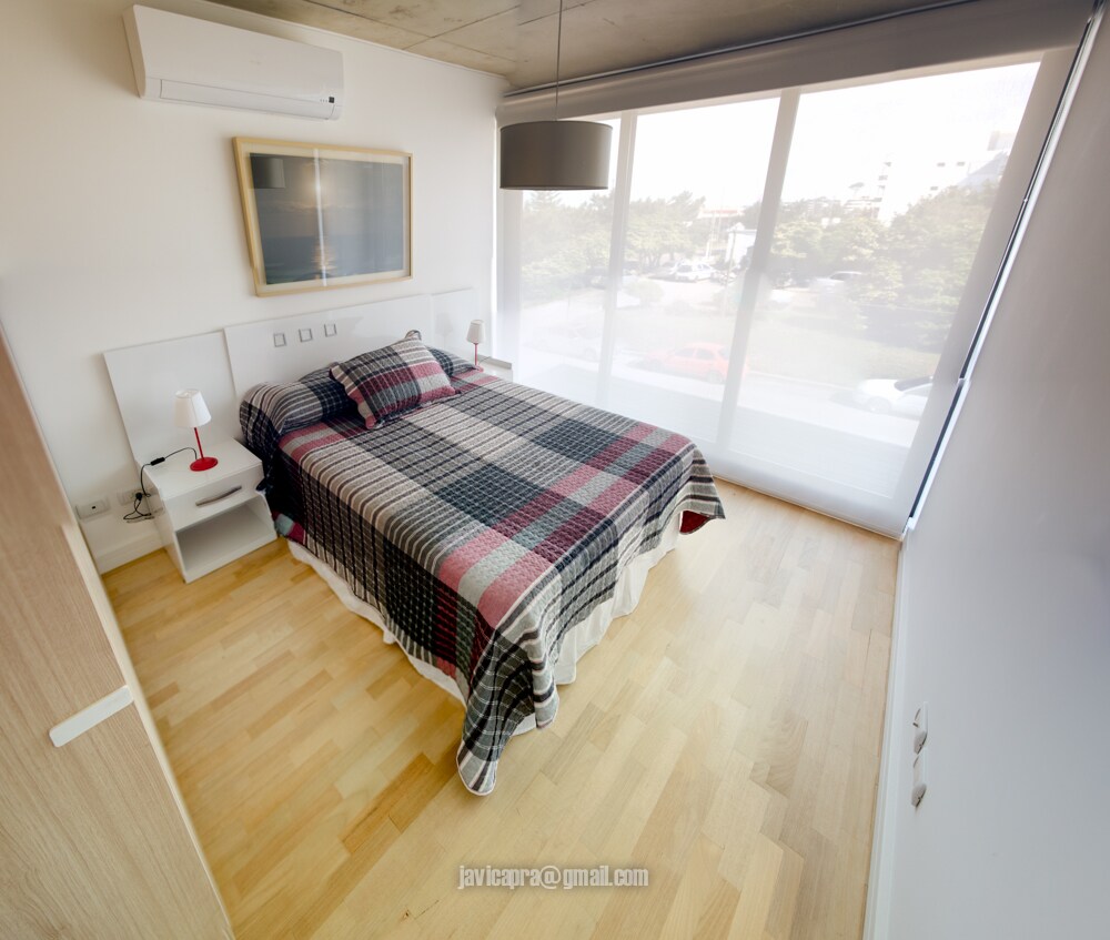 Спалня с двойно легло | Спалня с две единични легла